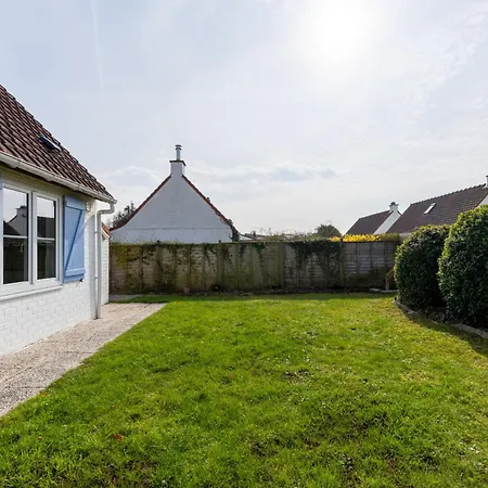 Alice Blue With Airco & Shared Pool By Interhome De Haan