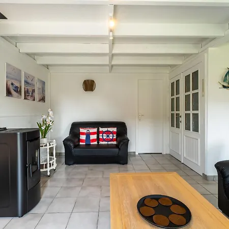 Prázdninový dům Alice Blue With Airco & Shared Pool By Interhome De Haan